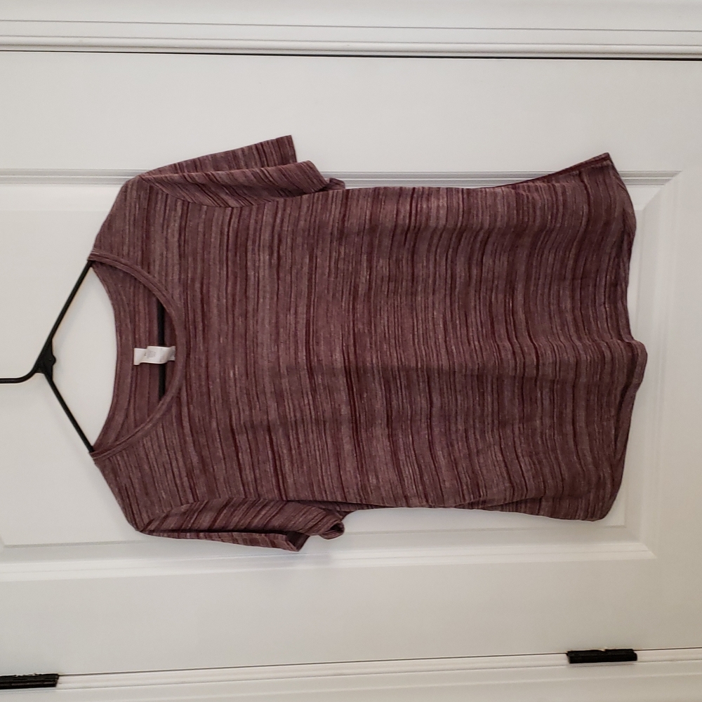 XL workout shirt